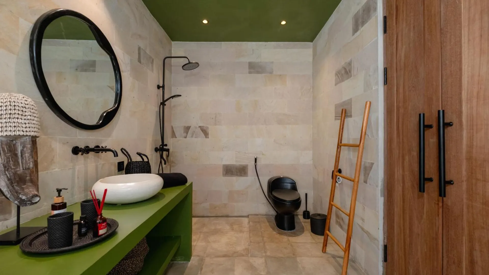 Villa Dreamer By Villa Finder Seminyak